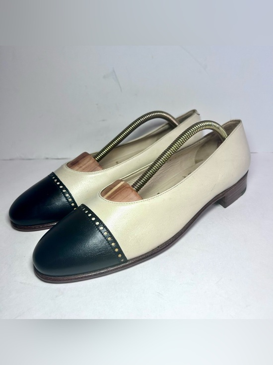 Gravati Shoes - Gravati Spectator Flats Cream Black 8.5M Women’s Vintage Made in Italy